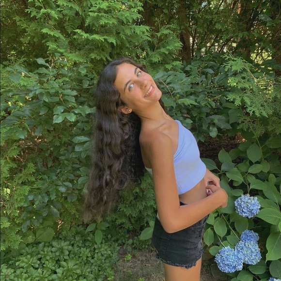 Meet your Posher, Rena - Picture 1 of 1